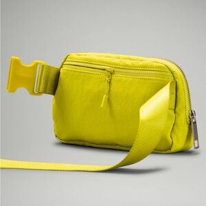 Lululemon Everywhere Belt Bag